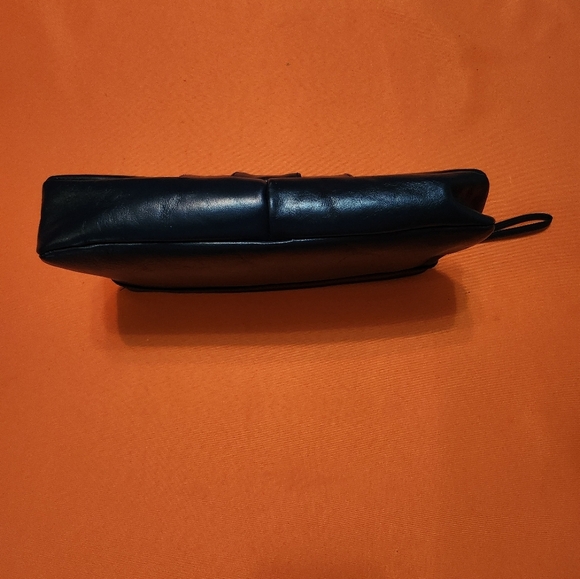 Vintage PREPPY 80'S Leather Clutch/Wristlet with Raw Leather Interior EUC - Picture 14 of 16